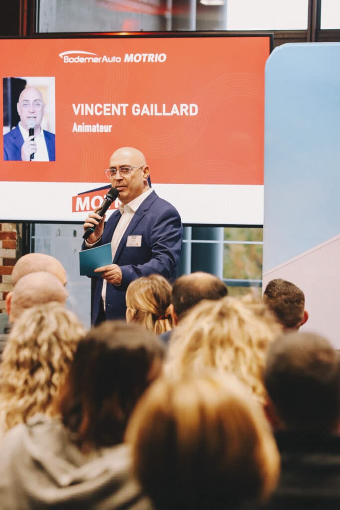 Vincent Gaillard - CONVENTION_MOTRIO_25_(39) Vincent Gaillard CONVENTION MOTRIO 25 39