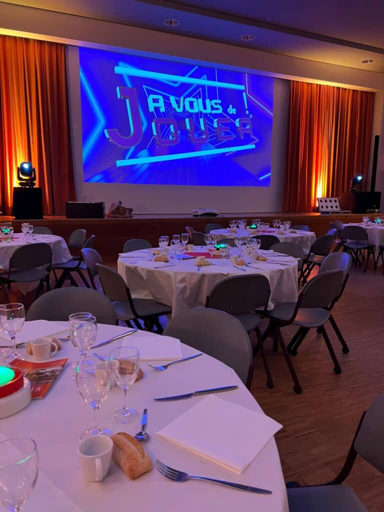 A Vous De Jouer Plein Vol Malice academy 1