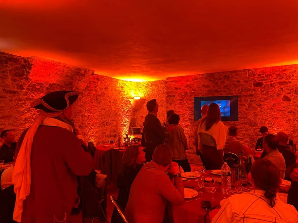 AVDJ LES CORSAIRE 44