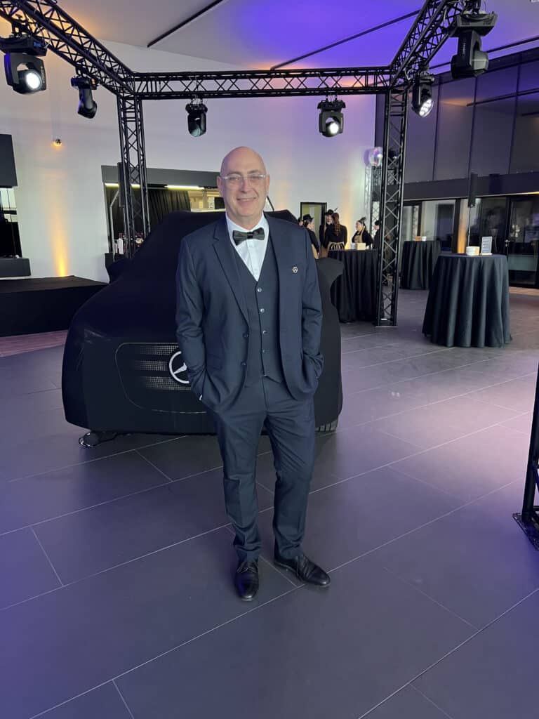 Vincent gaillard - Animateur MC Mercedes Vannes 1 Vincent gaillard Animateur MC Mercedes Vannes 1